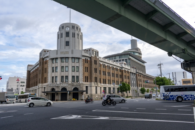 神戸税関の外観