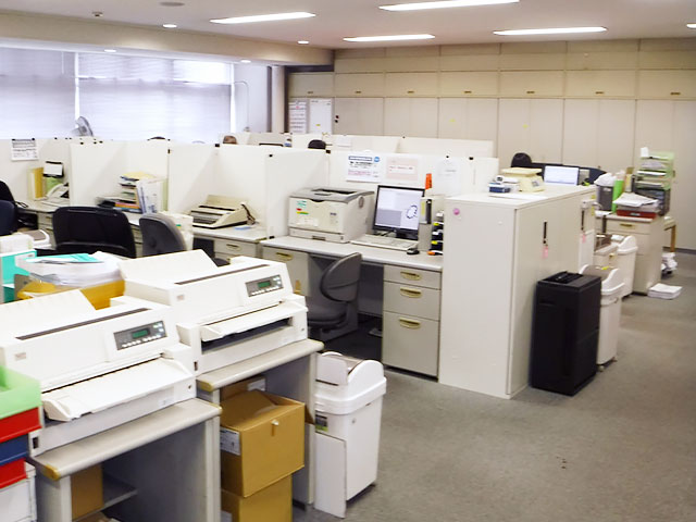 成田営業所の事務所